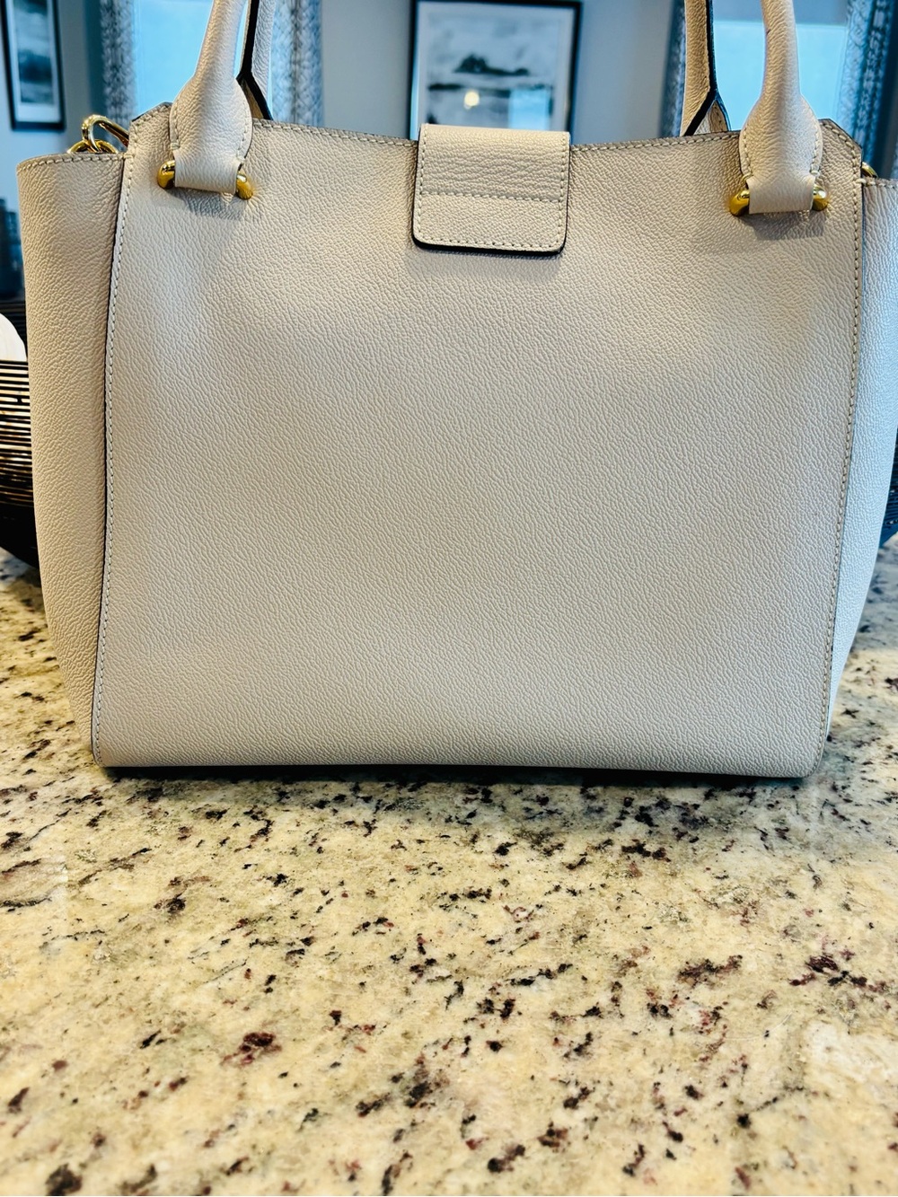 Authentic Burberry The Buckle Medium White Leather Top Handle Shoulder Bag - Picture 2 of 13